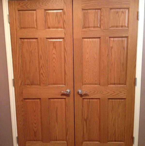 Doors & trim · oak finish
